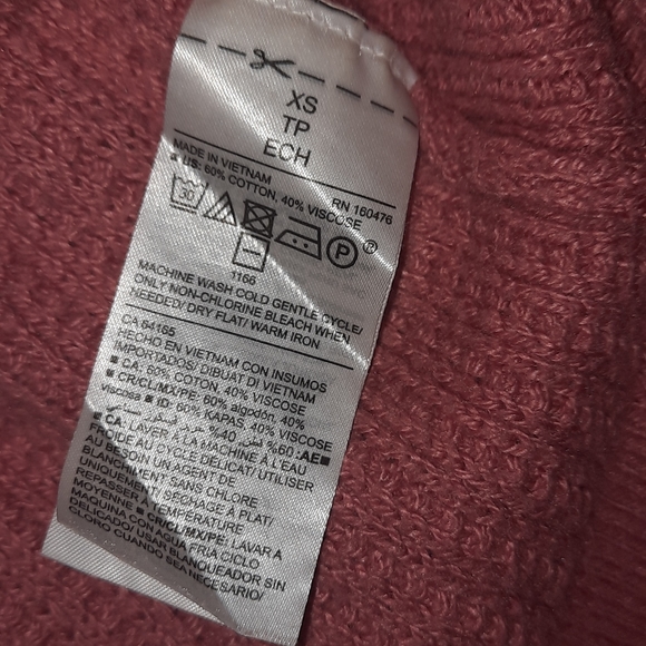 ๐3/15 Old Navy Woman's Sweater - Picture 6 of 7
